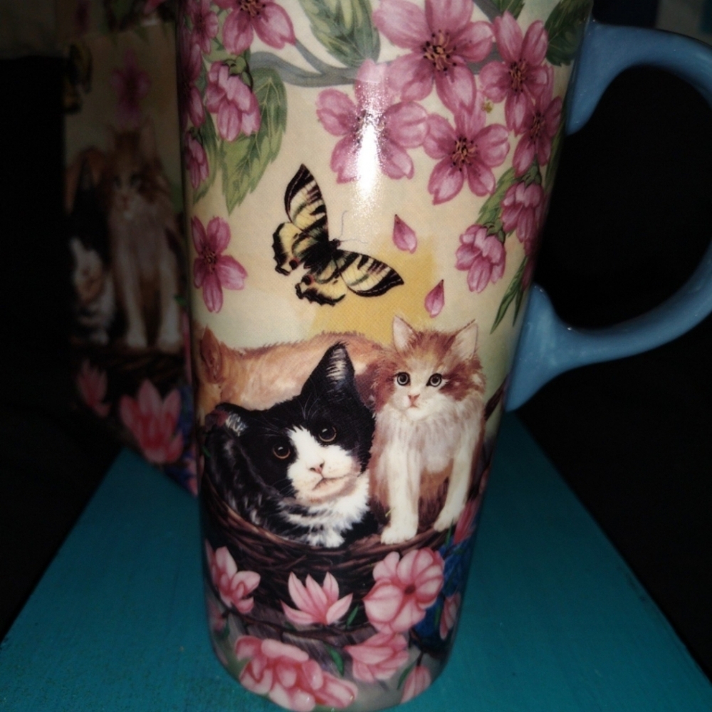 Cat Tea Mug - Picture 2 of 10